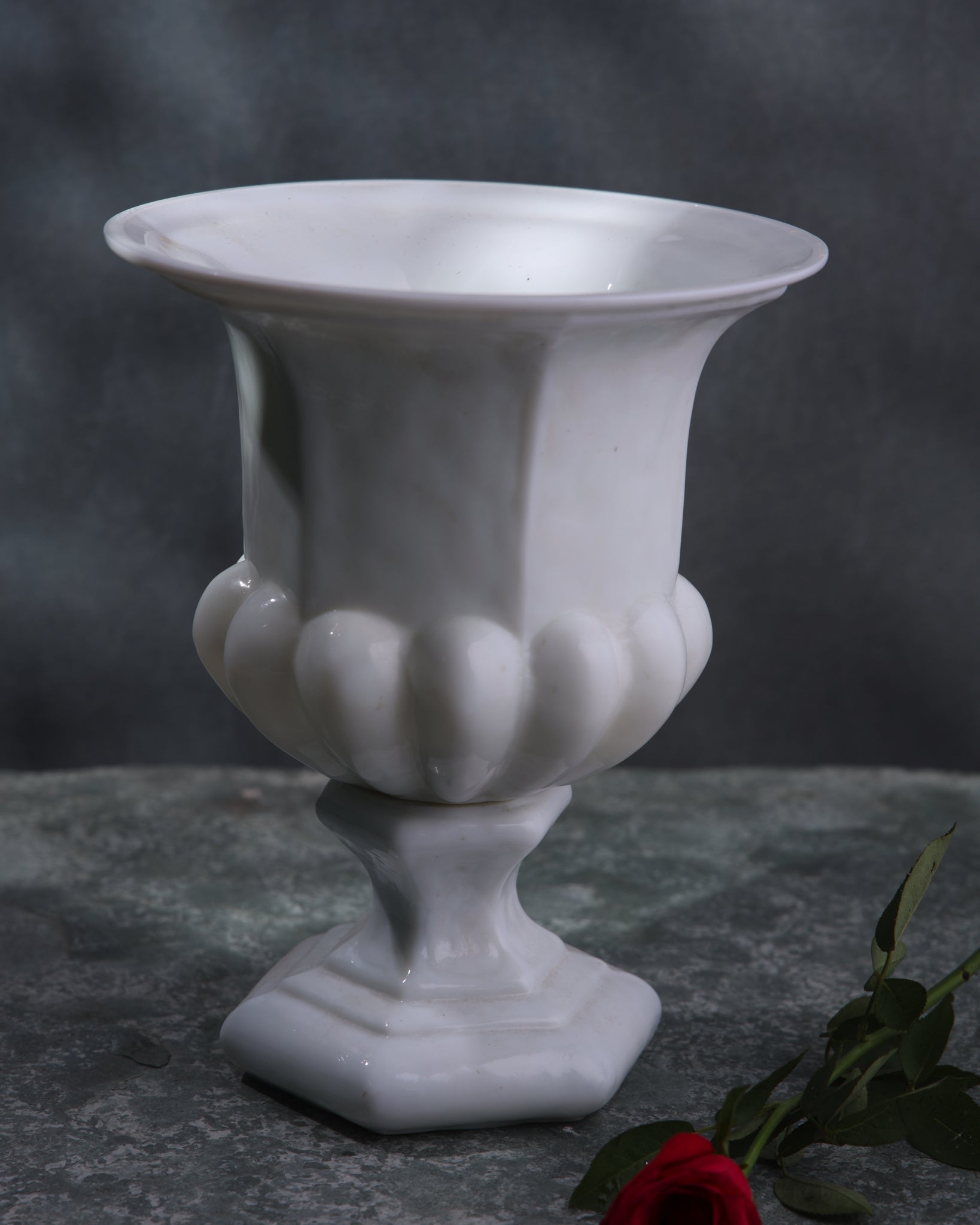 Flower vase, Crystal, Minimalist, Baroque, victorian