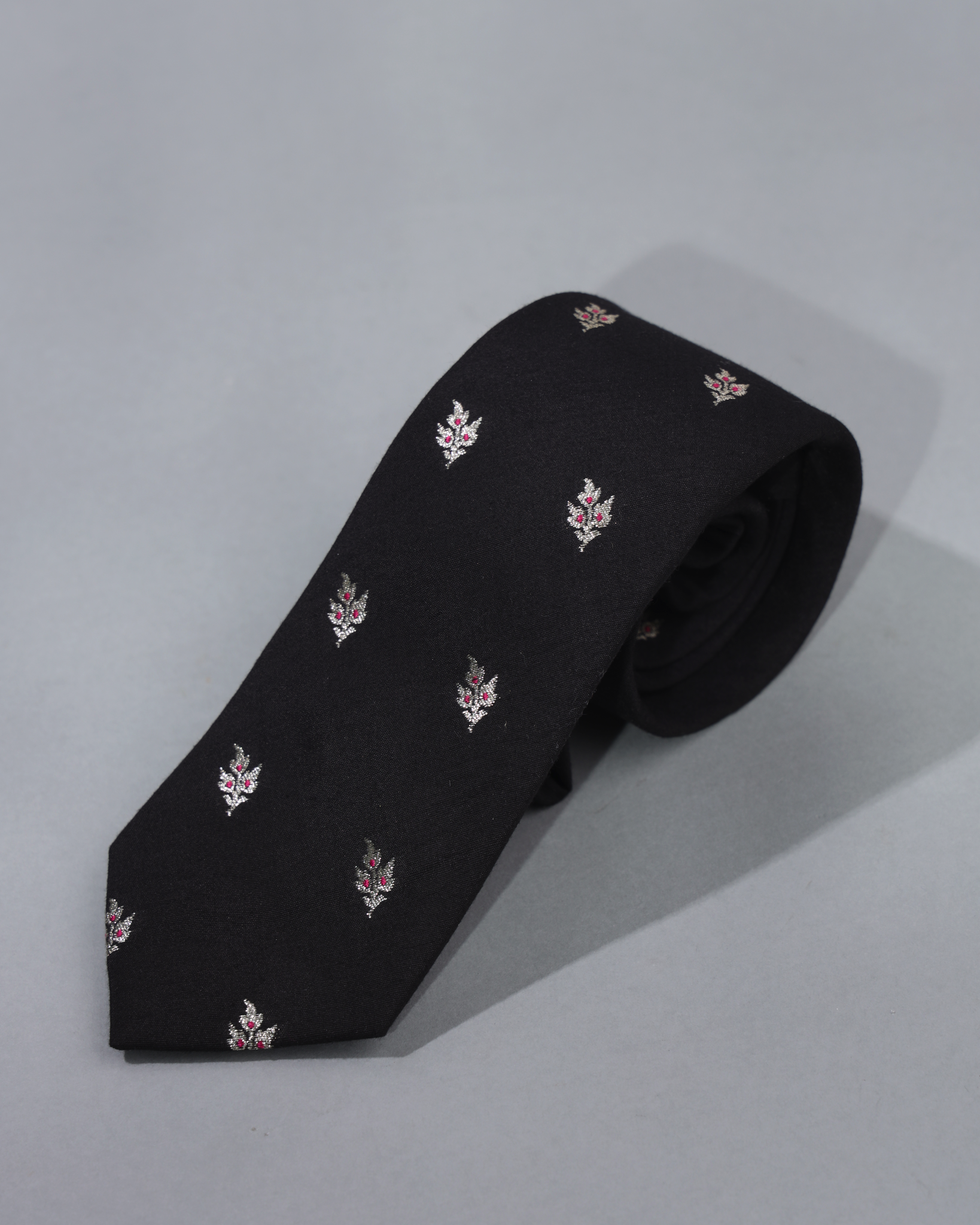 Katan Silk Tie- Black Beauty