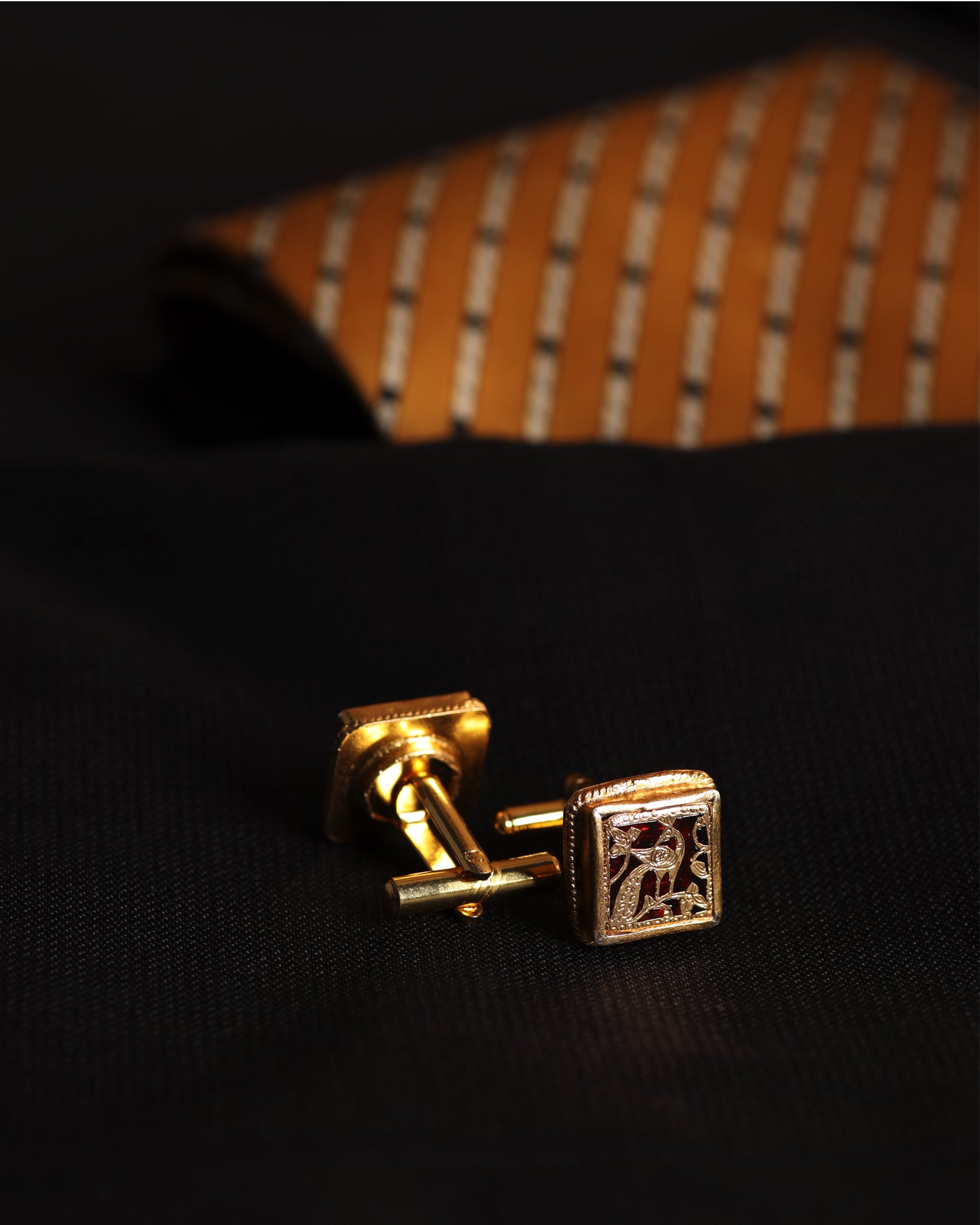 Malwa - Thewa Cufflinks - Mor